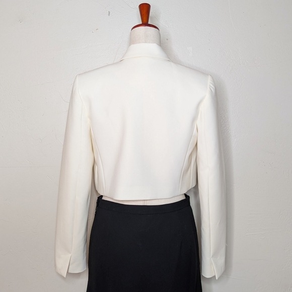 ZARA Ecru Open Front Cropped Structured Blazer Size Small - Picture 5 of 8